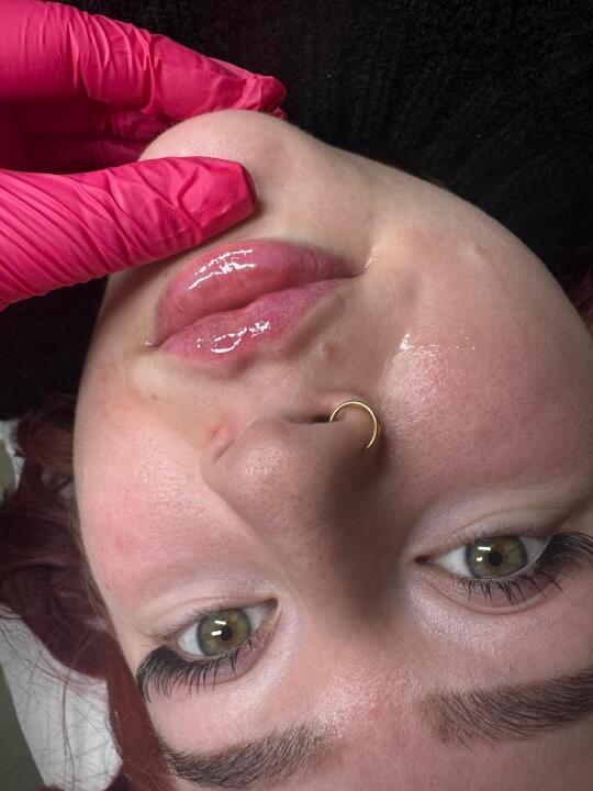 Fake perfection Aesthetics image 2